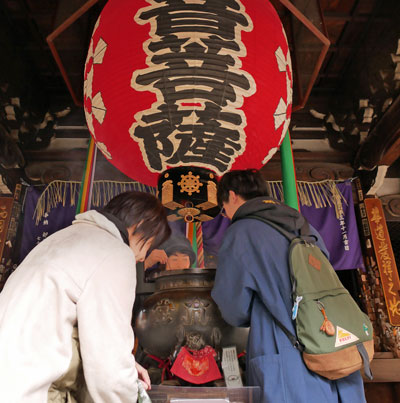 紫雲山頂法寺六角堂正面