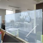 オフィス用アクリル製飛沫防止スクリーン